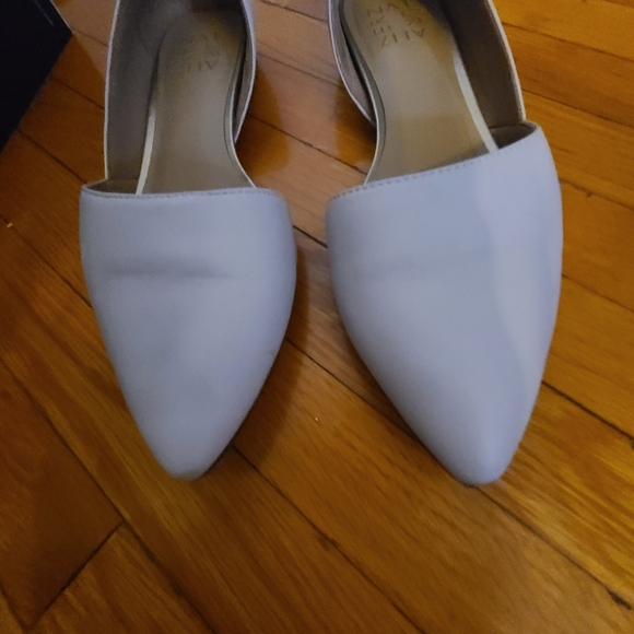 Naturalizer Samantha Flat Cream shoes - Picture 6 of 6